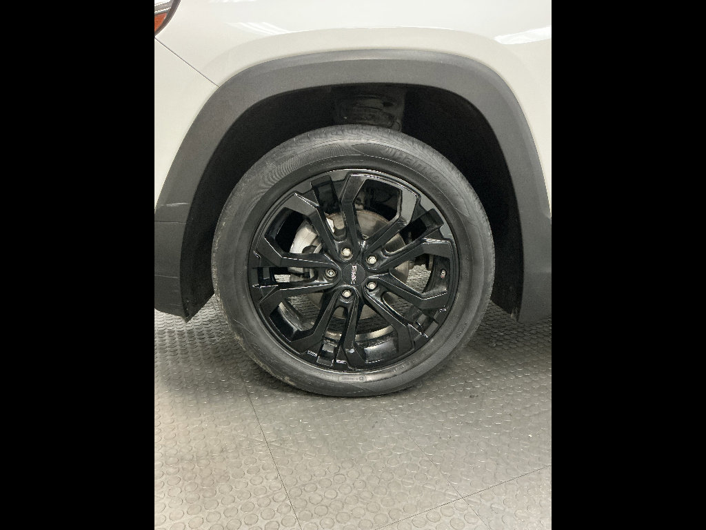 Used 2020 GMC Terrain SLE w/ Driver Convenience Package AWD/4WD image 37