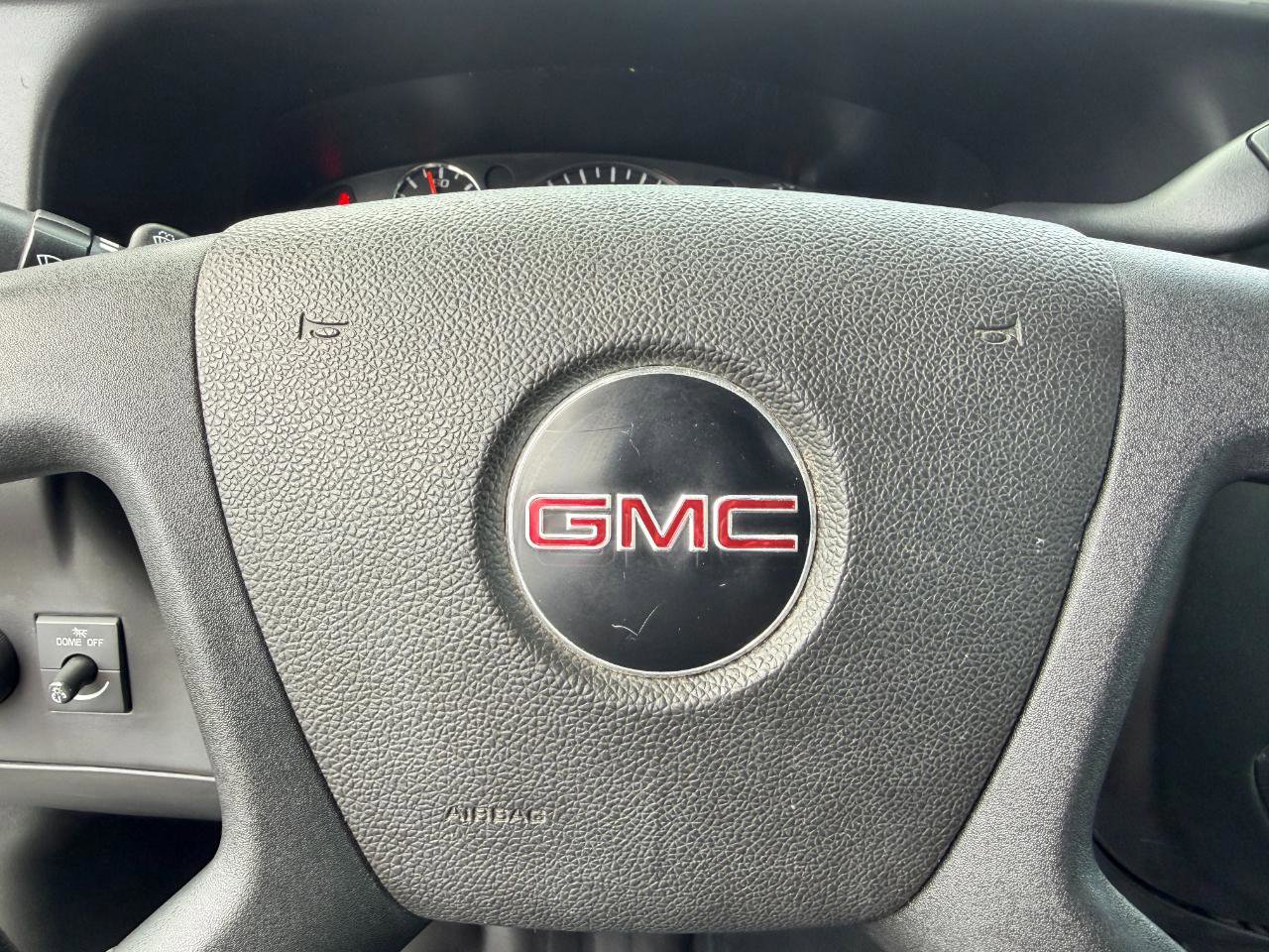 Used 2018 GMC Savana 2500 Extended RWD image 40