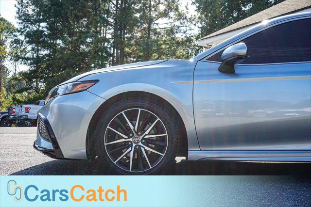 Used 2021 Toyota Camry SE FWD image 15