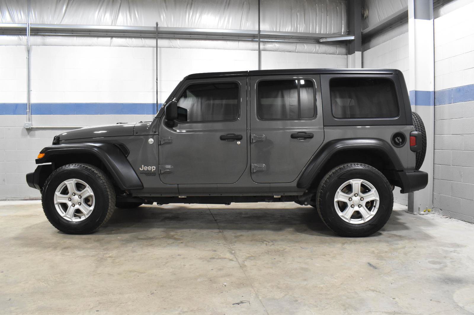 Used 2021 Jeep Wrangler Unlimited Sport image 21
