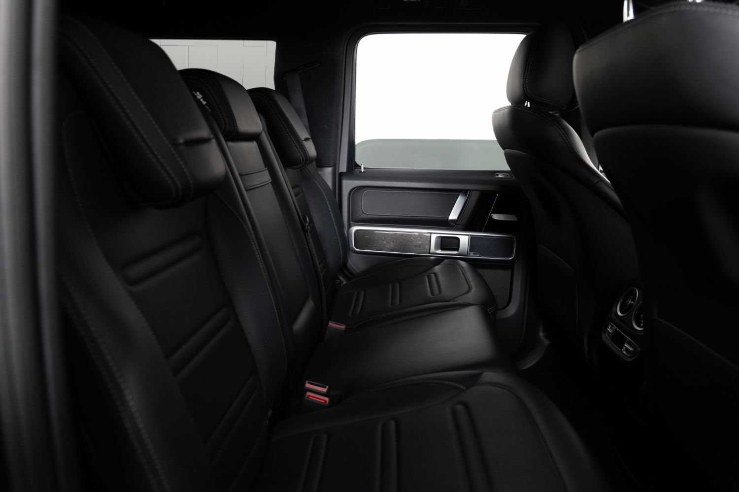 Used 2023 Mercedes-Benz G 550 image 24