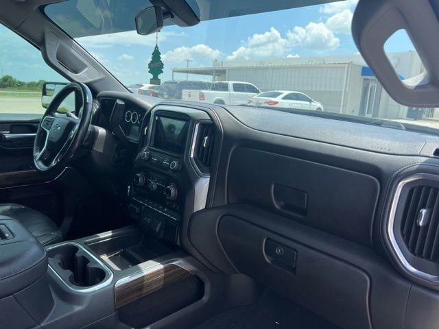 Used 2020 Chevrolet Silverado 1500 RST w/ Texas Edition RWD image 7
