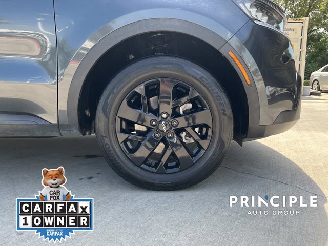 Used 2023 Kia Sorento S image 10