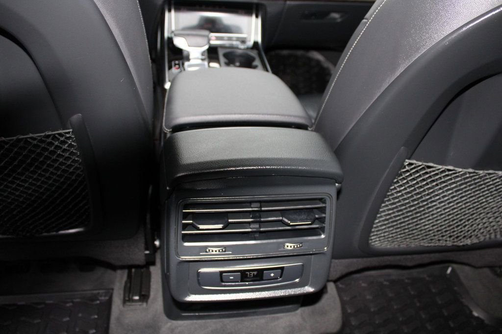 Used 2019 Audi Q8 Premium image 39