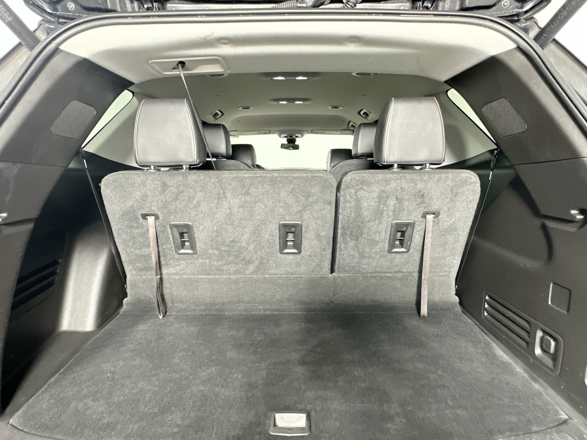 Used 2019 Chevrolet Traverse Premier w/ Driver Confidence II Package image 27