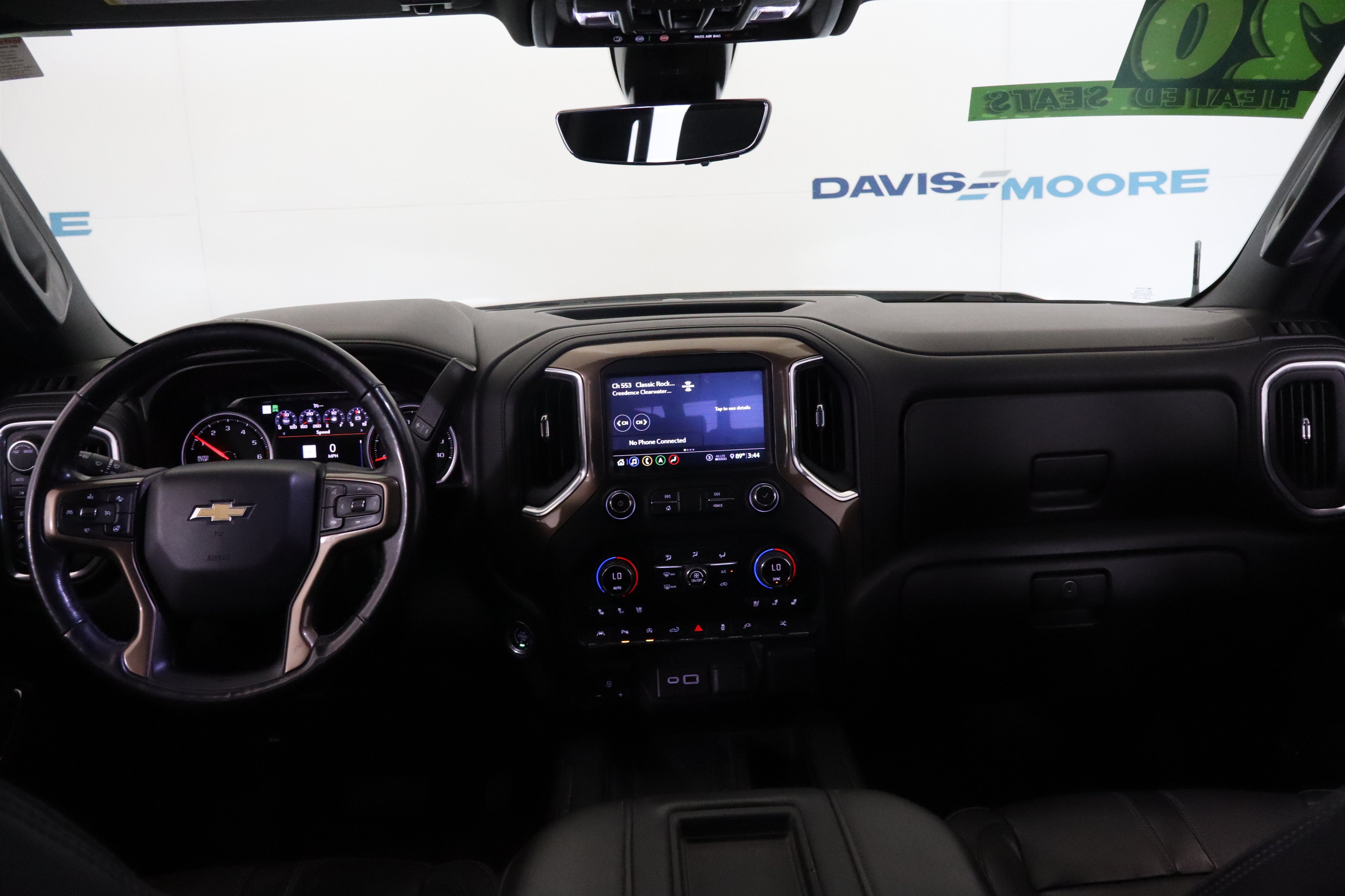 Used 2020 Chevrolet Silverado 1500 High Country w/ Technology Package AWD/4WD image 15