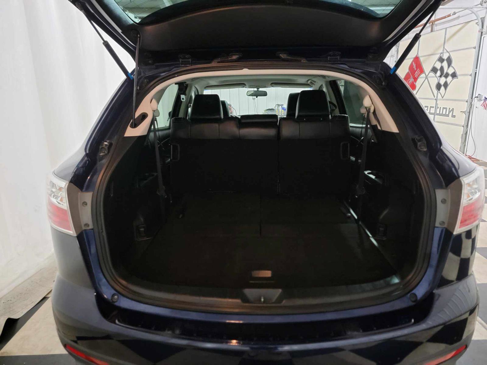 Used 2012 MAZDA CX-9 Touring w/ Moonroof & Bose Audio Pkg image 24