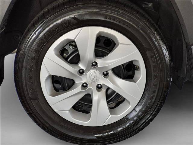 Used 2025 Toyota RAV4 LE FWD image 23