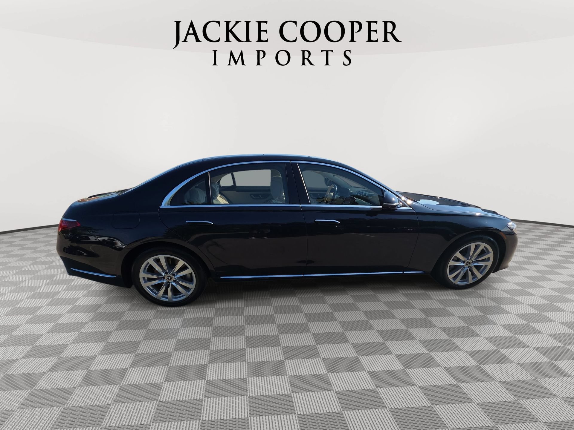 Used 2021 Mercedes-Benz S 500 4MATIC image 4