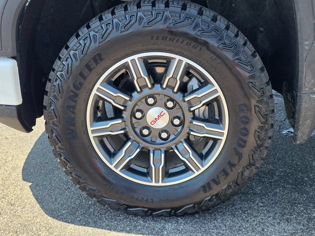 Used 2025 GMC Sierra 1500 AT4 AWD/4WD image 6