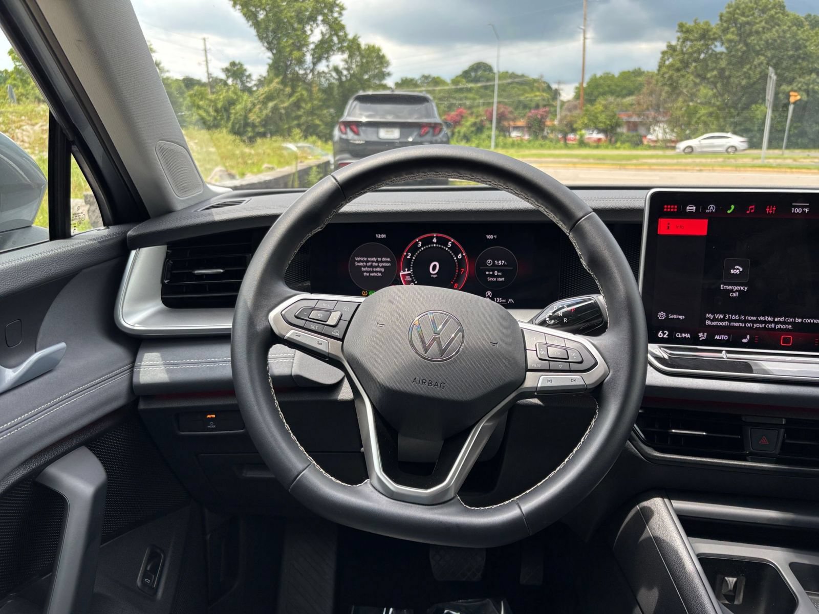 Used 2026 Volkswagen Tiguan SE AWD/4WD image 31