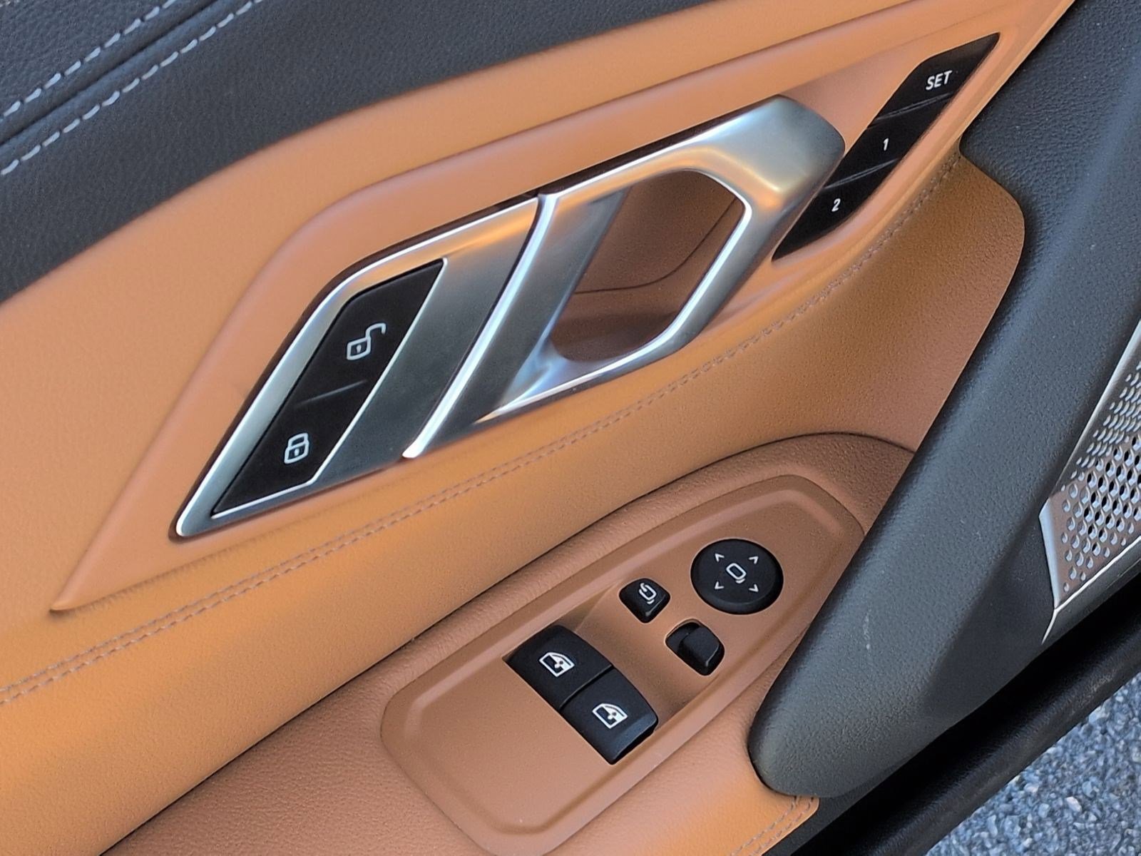 Used 2025 BMW Z4 M40i w/ Edition image 15