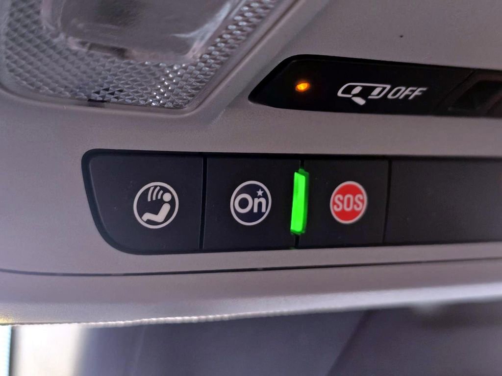 Used 2024 Chevrolet Malibu LT FWD image 23