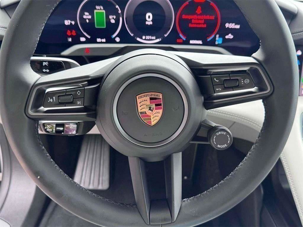 New 2025 Porsche Taycan image 97