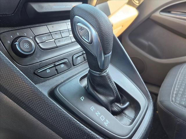 Used 2022 Ford Transit Connect XLT FWD image 13