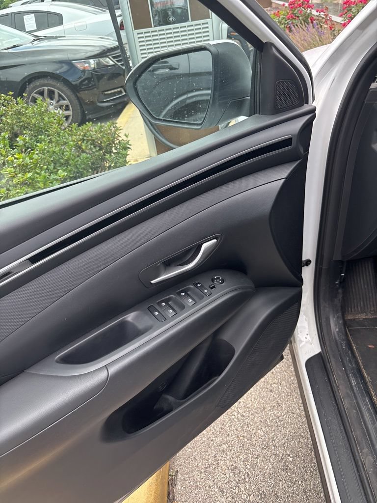 Certified 2023 Hyundai Tucson SEL AWD/4WD image 5