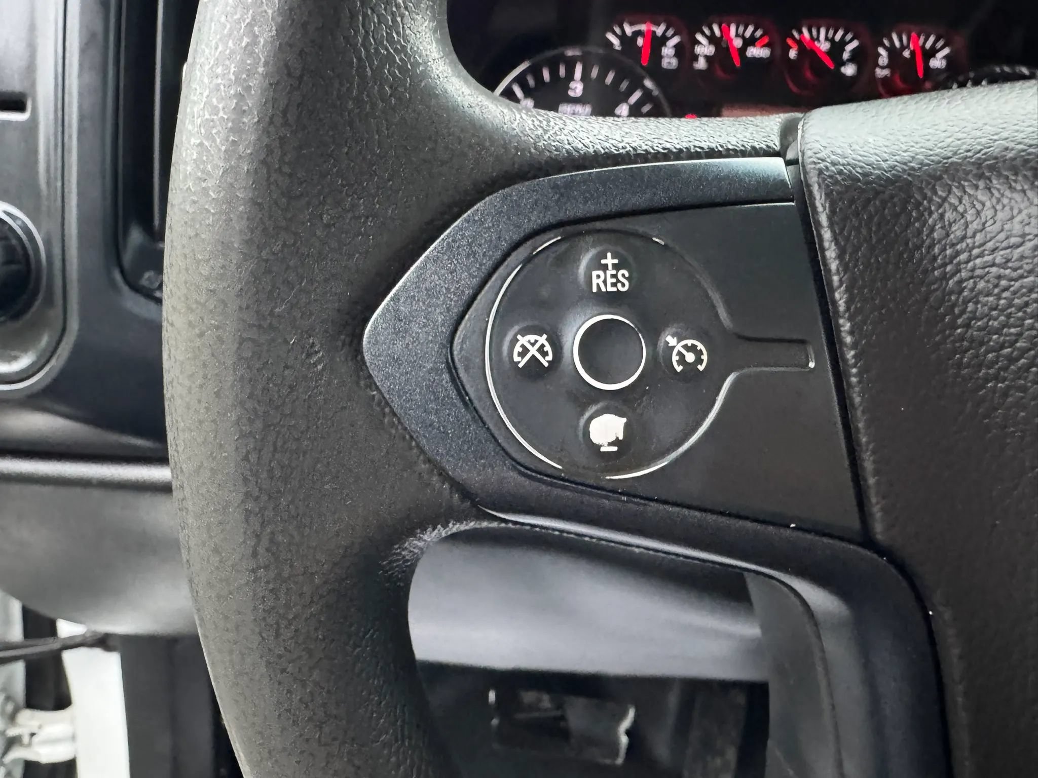 Used 2018 Chevrolet Silverado 2500 W/T w/ WT Convenience Package AWD/4WD image 15
