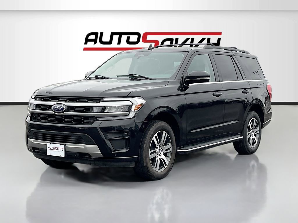 Used 2022 Ford Expedition XLT AWD/4WD image 3