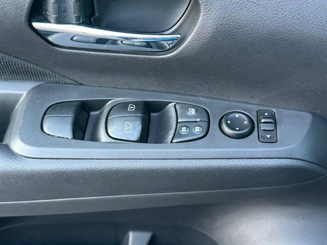 Used 2023 Nissan Kicks SV FWD image 22
