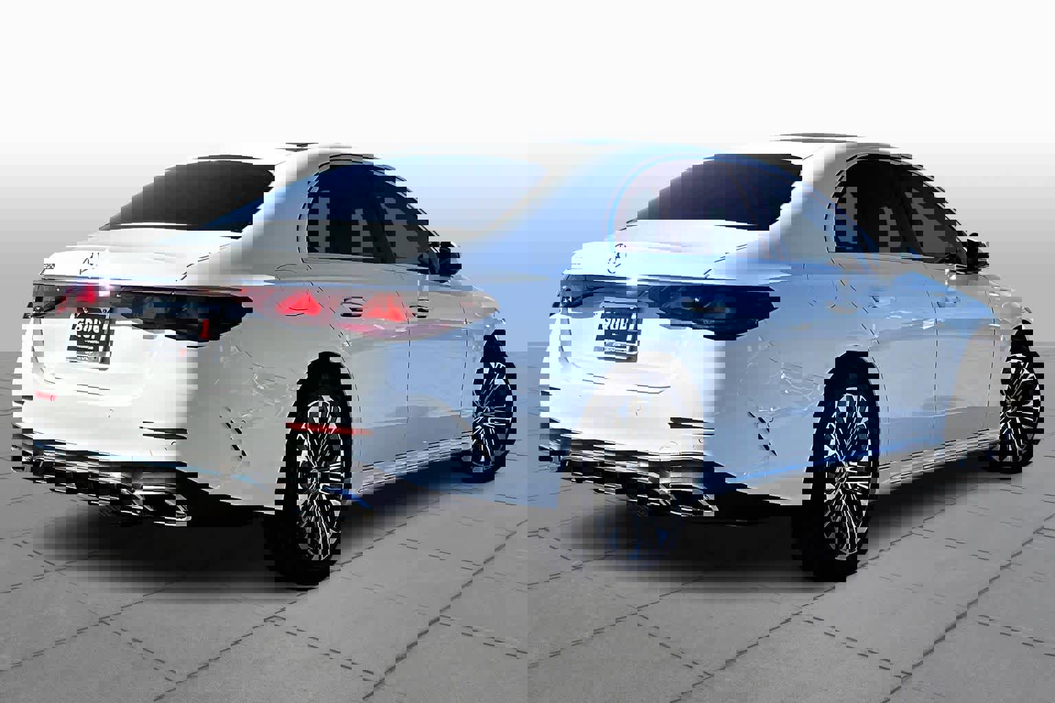 Used 2025 Mercedes-Benz E 350 Sedan image 12