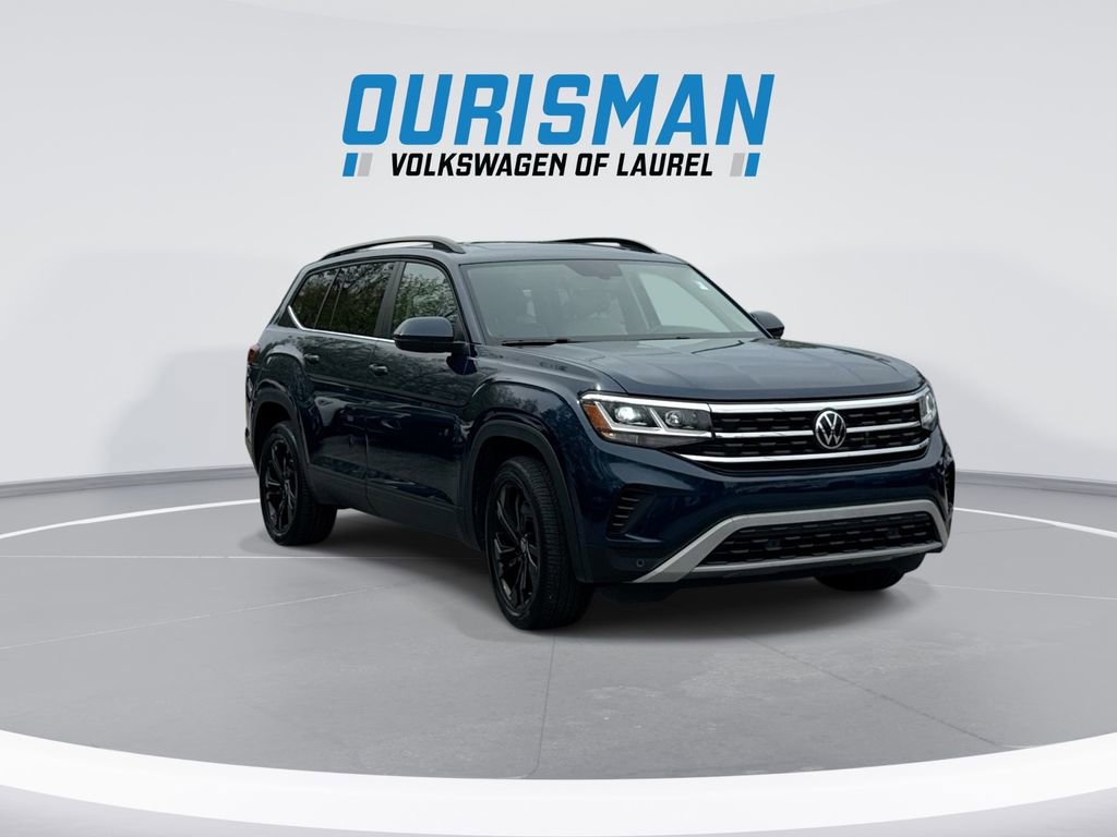 Used 2022 Volkswagen Atlas SE w/ Panoramic Sunroof Package image 2