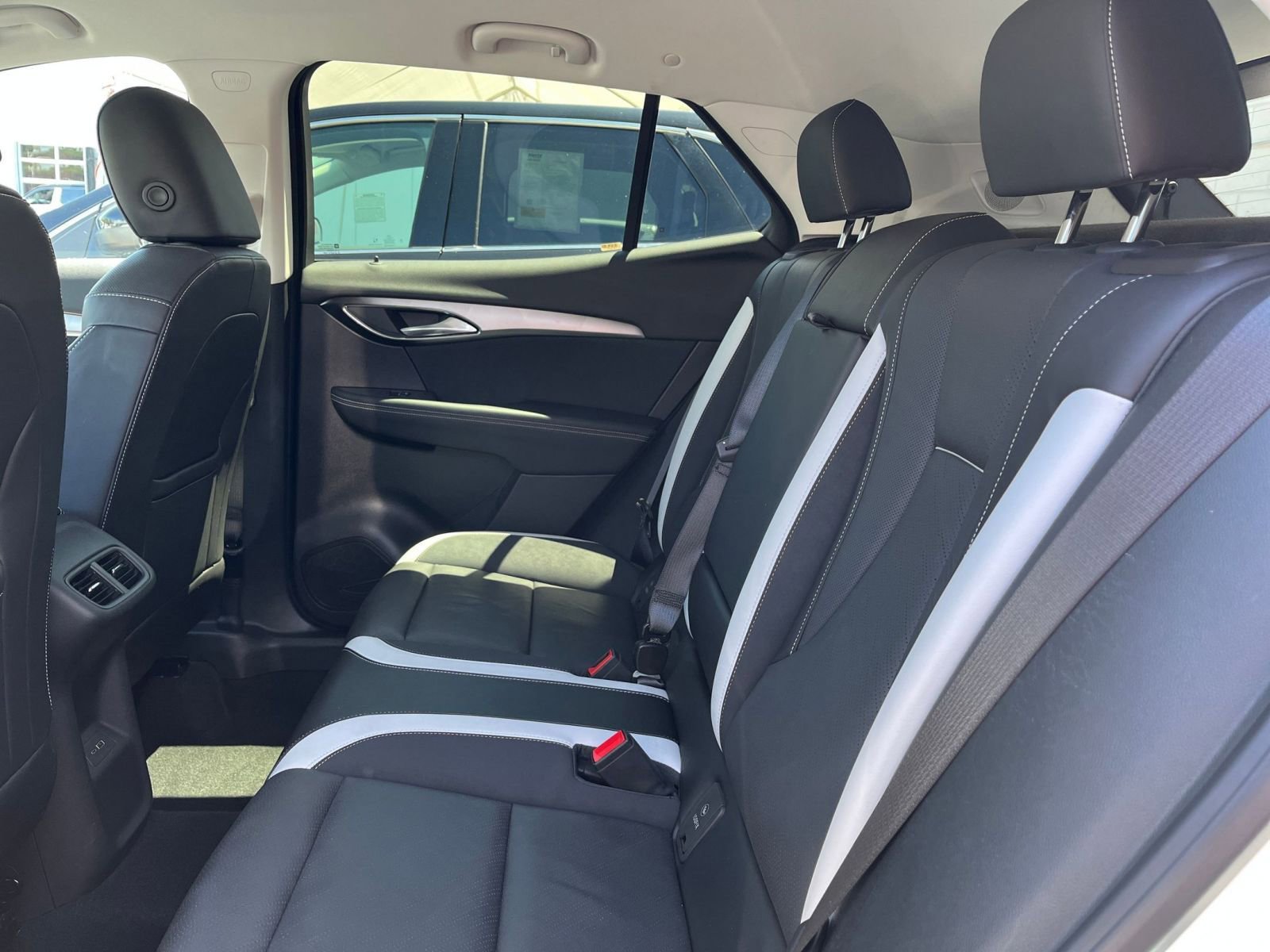 Used 2024 Buick Envision Sport Touring image 25