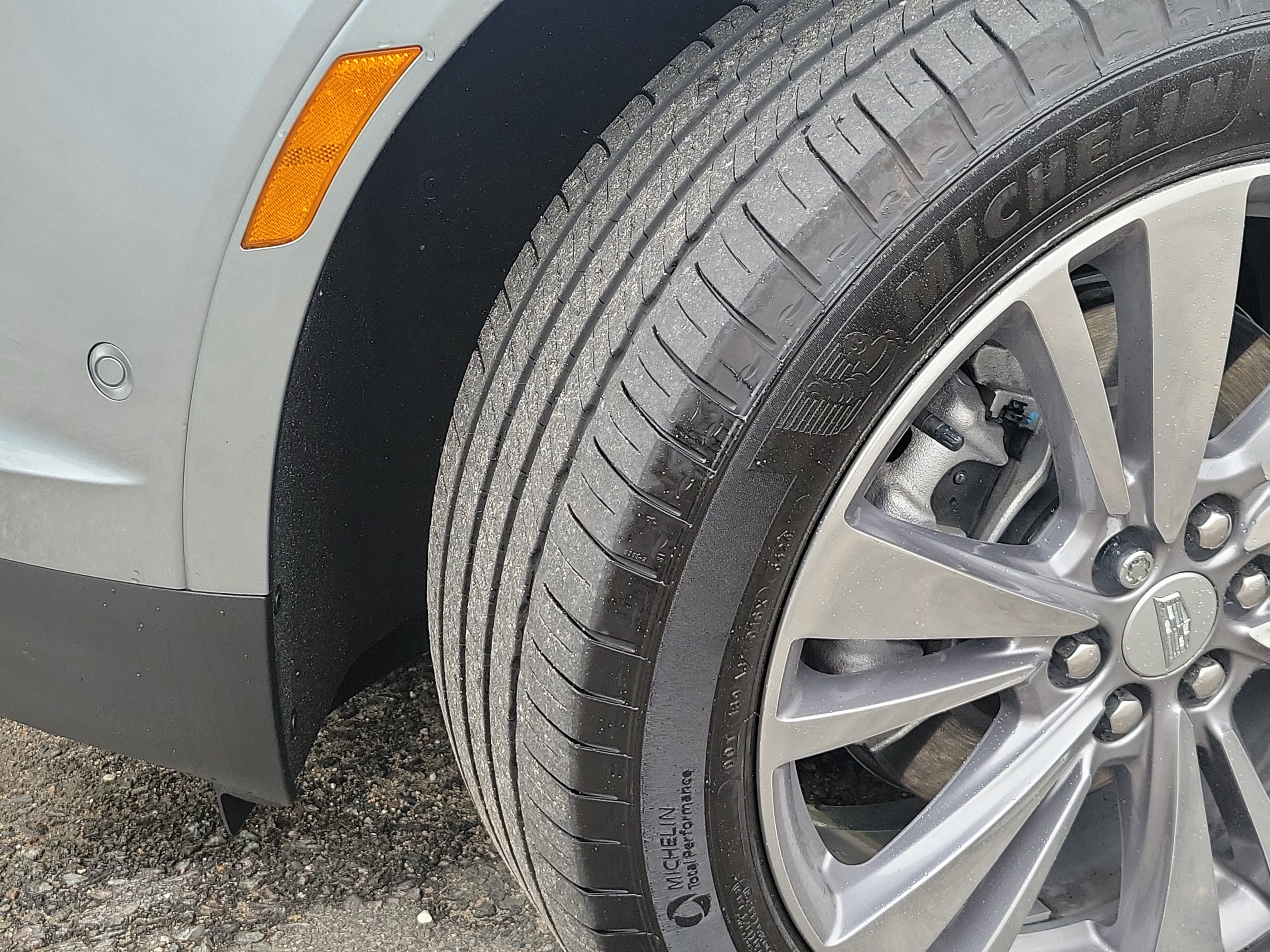 Certified 2025 Cadillac XT5 Premium Luxury w/ Technology Package AWD/4WD image 13