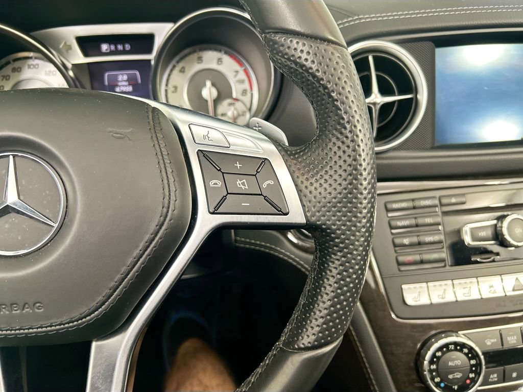 Used 2015 Mercedes-Benz SL 550 image 12
