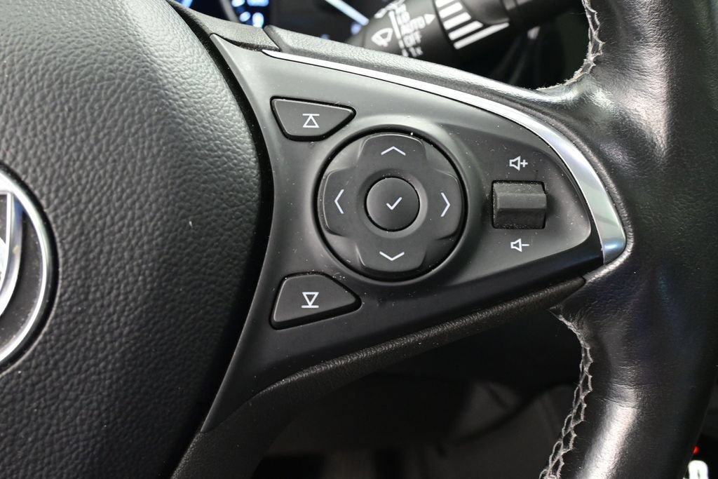Used 2020 Buick Envision Premium AWD/4WD image 43