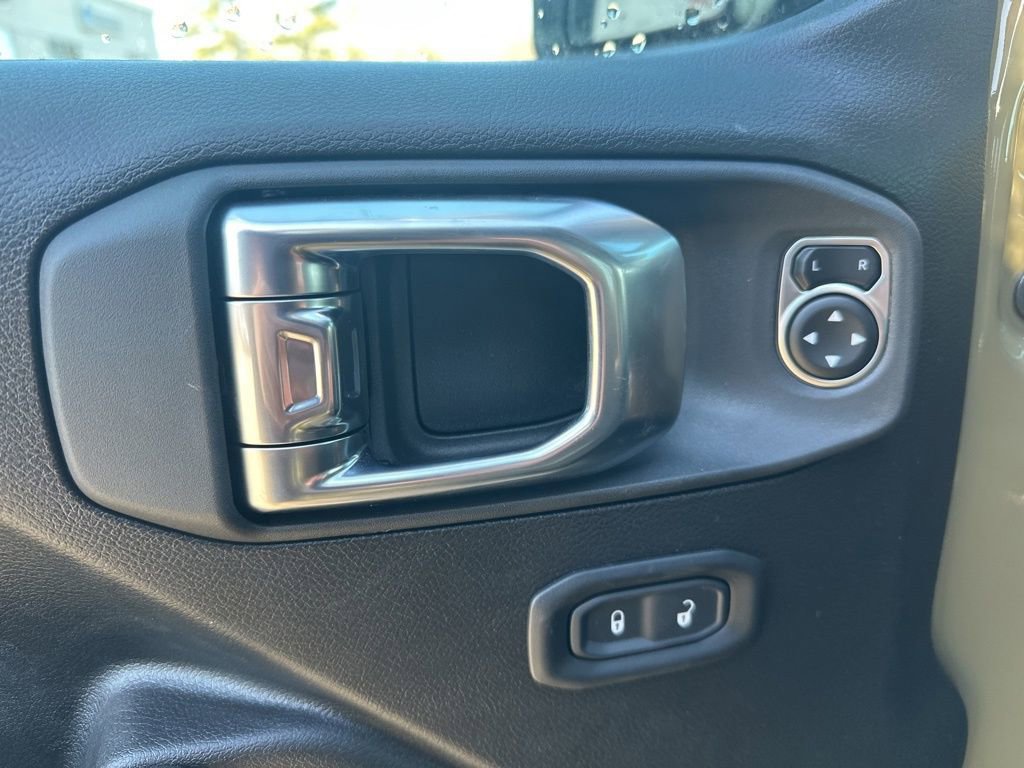 New 2026 Jeep Gladiator Sport AWD/4WD image 12
