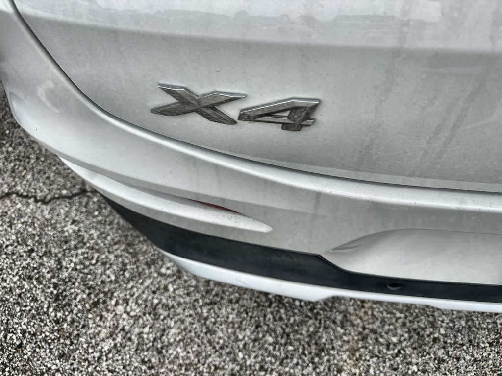 Used 2019 BMW X4 xDrive30i AWD/4WD image 9