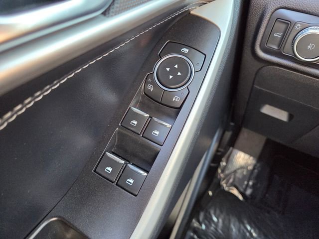 Used 2022 Ford Explorer XLT w/ Equipment Group 202A image 23