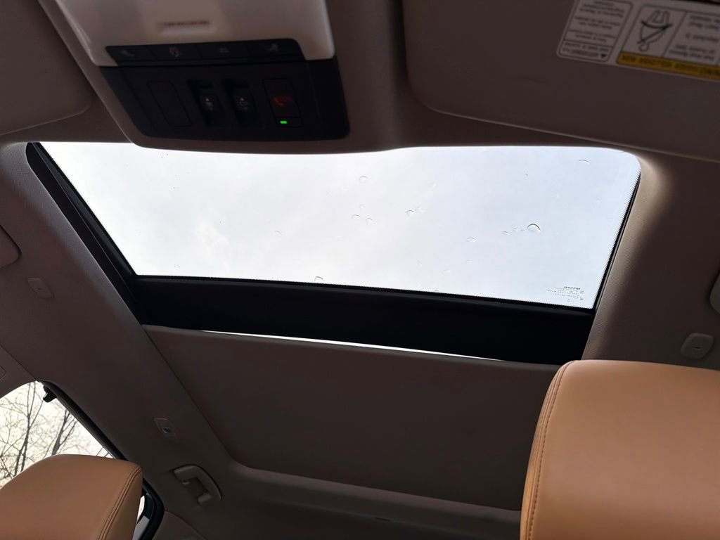 Used 2023 Nissan Rogue Platinum w/ Platinum Premium Package image 26