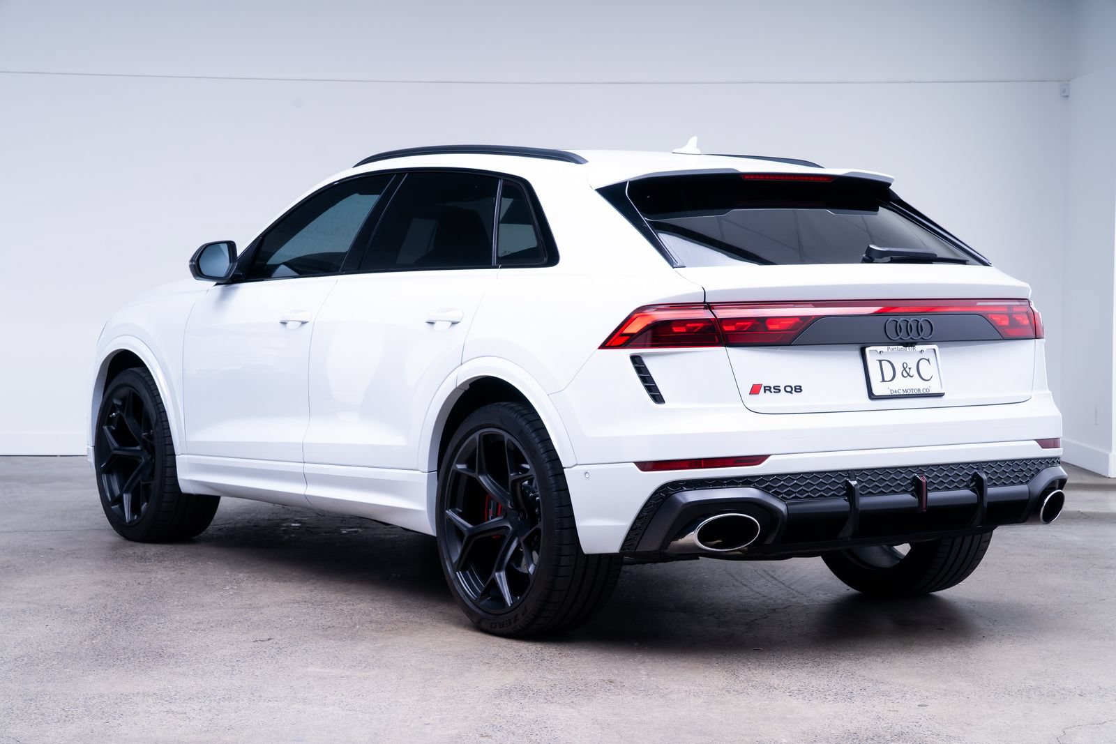 Used 2026 Audi RS Q8 performance AWD/4WD image 4