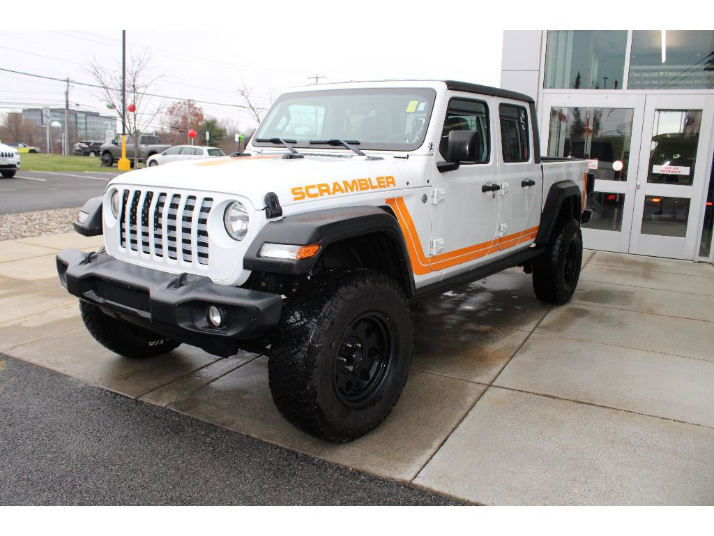 Used 2020 Jeep Gladiator Sport w/ Quick Order Package 24S image 3