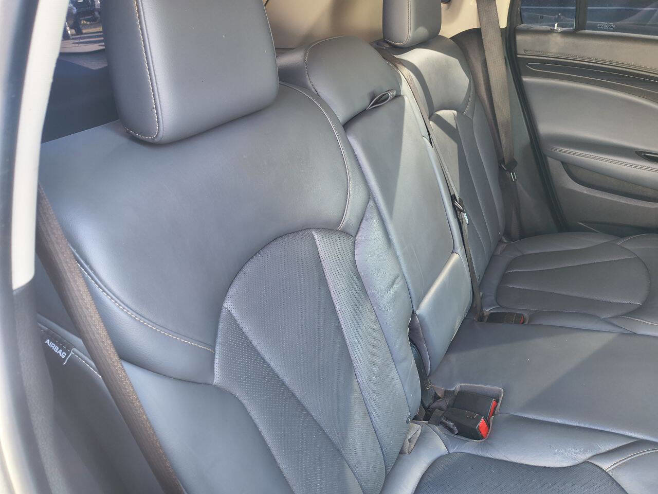 Used 2020 Buick Envision Essence image 21