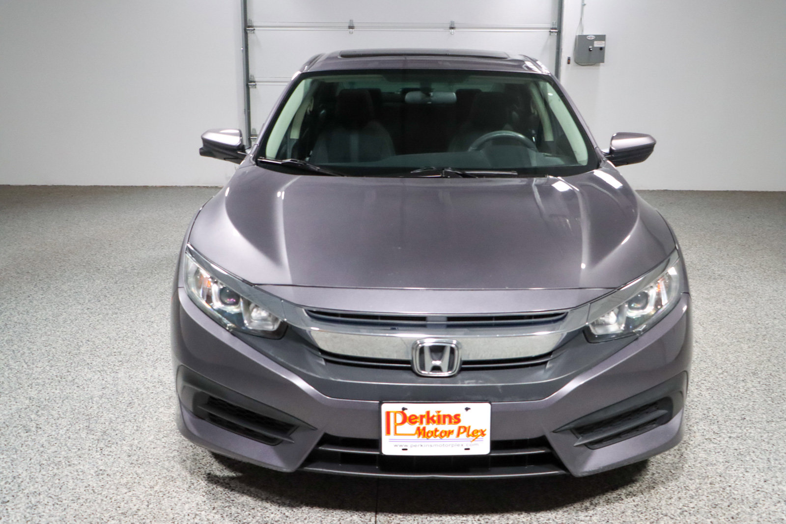Used 2018 Honda Civic EX image 4