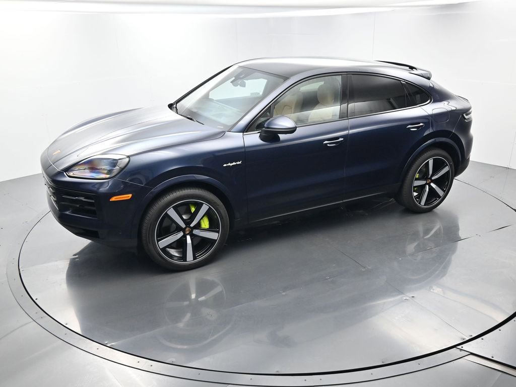 Certified 2025 Porsche Cayenne E-Hybrid Coupe image 33