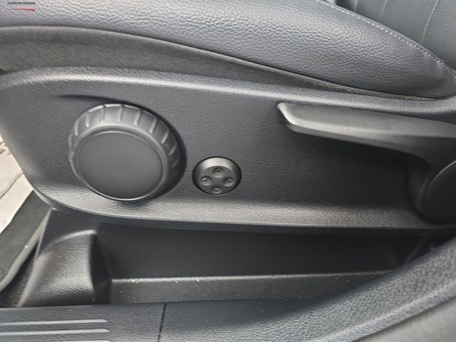 Used 2022 Mercedes-Benz GLB 250 4MATIC image 24