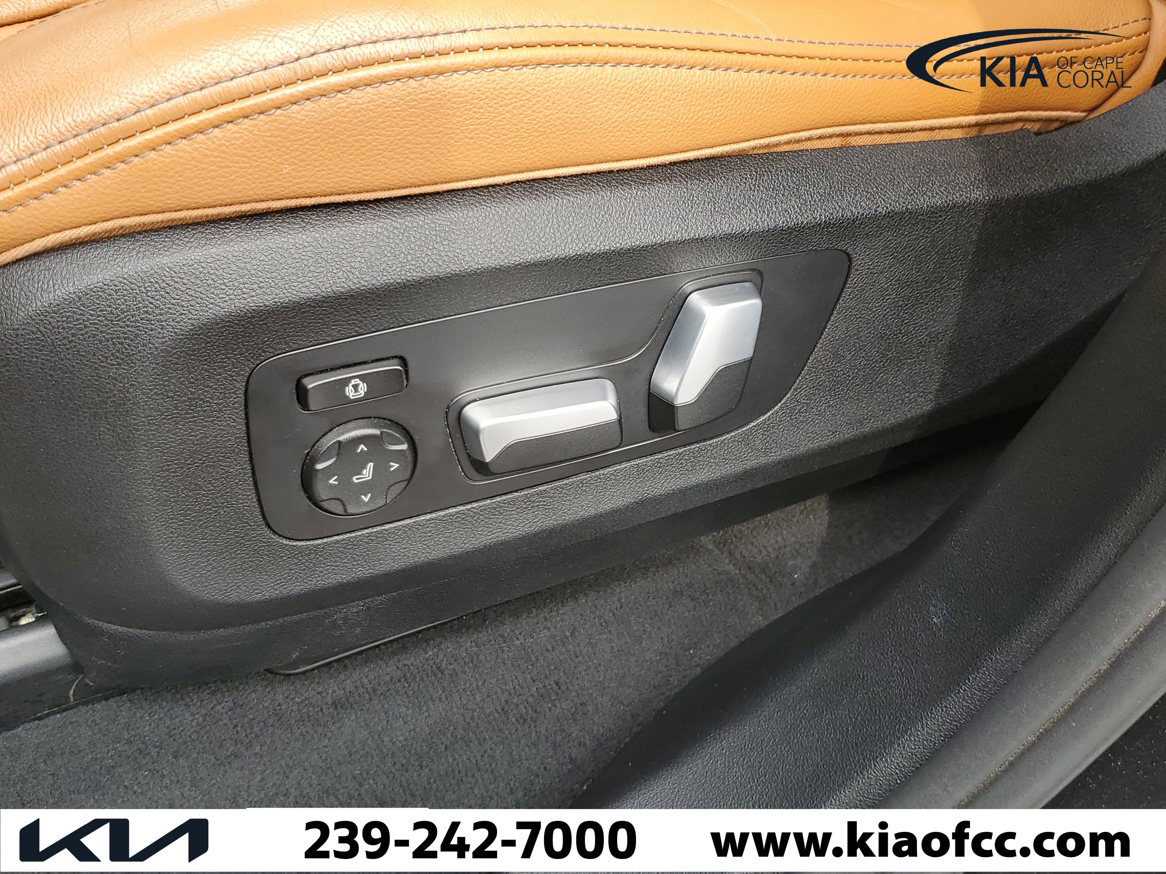 Used 2021 BMW X5 xDrive40i w/ Convenience Package AWD/4WD image 19