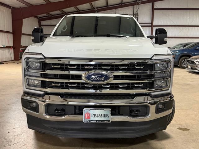 Used 2024 Ford F250 Lariat image 2