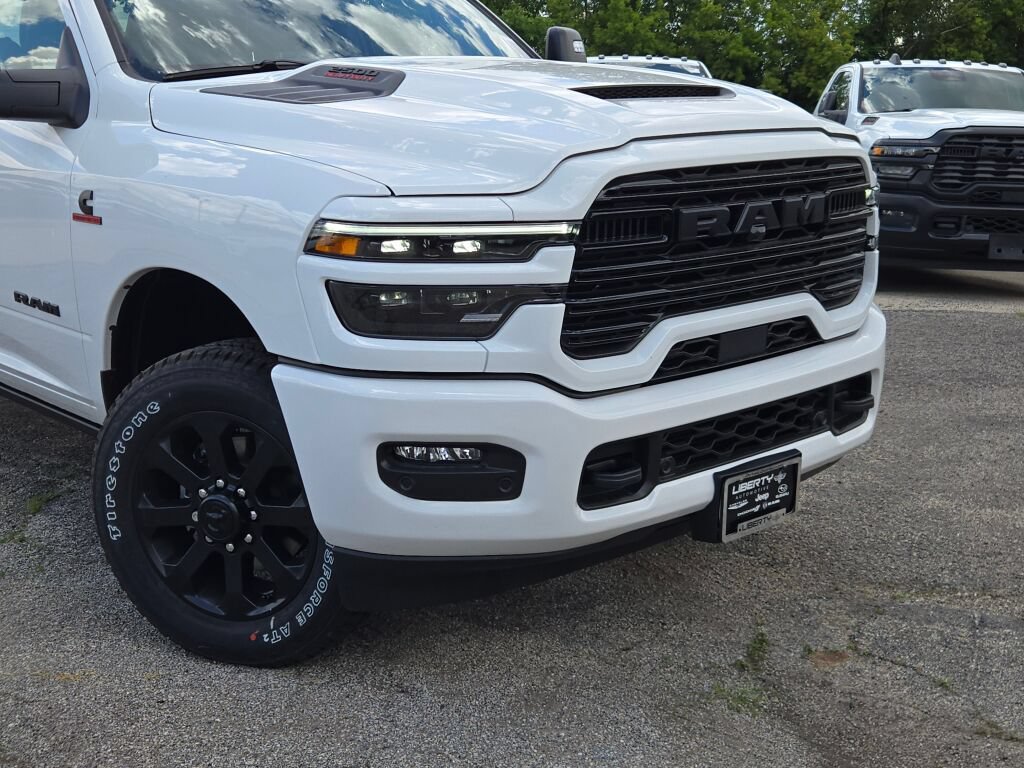 New 2026 RAM 2500 Laramie AWD/4WD image 4