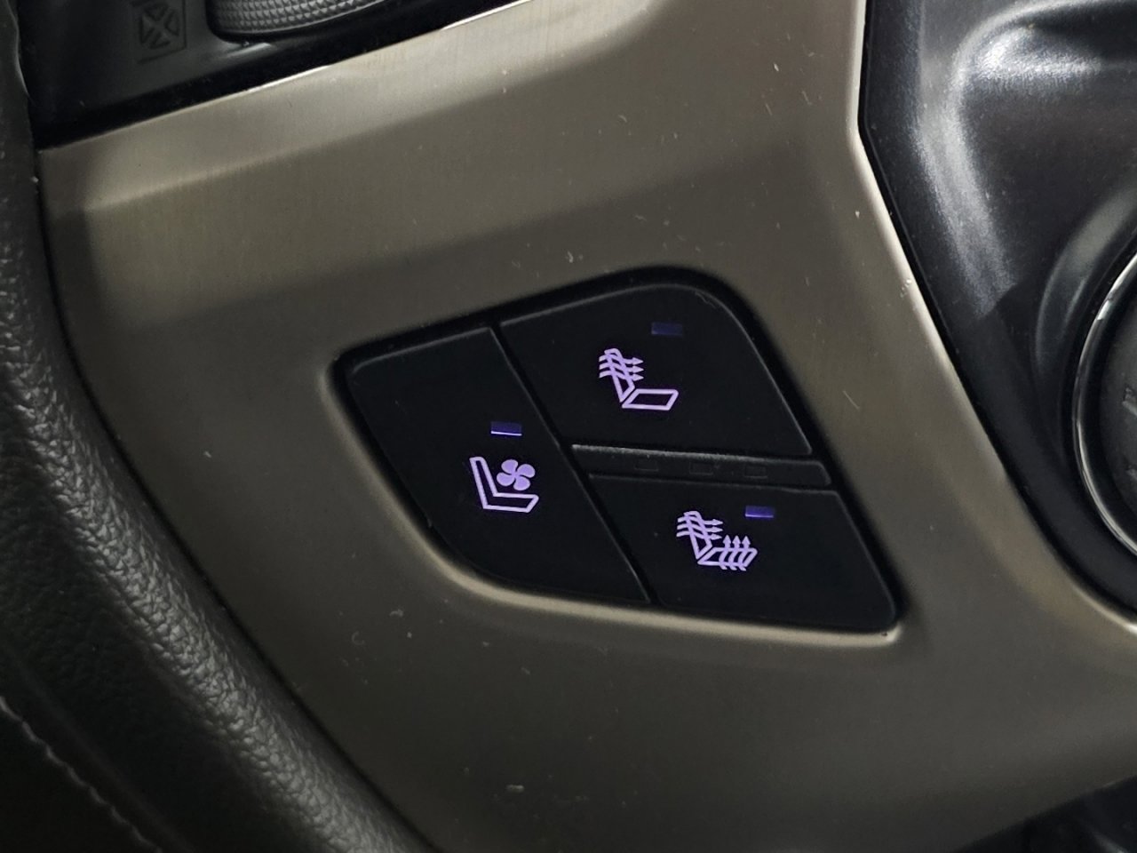 Used 2018 GMC Sierra 1500 Denali image 10