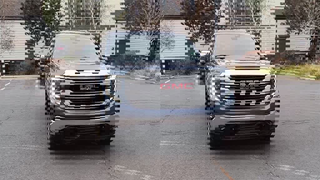 Used 2024 GMC Sierra 1500 SLE image 3