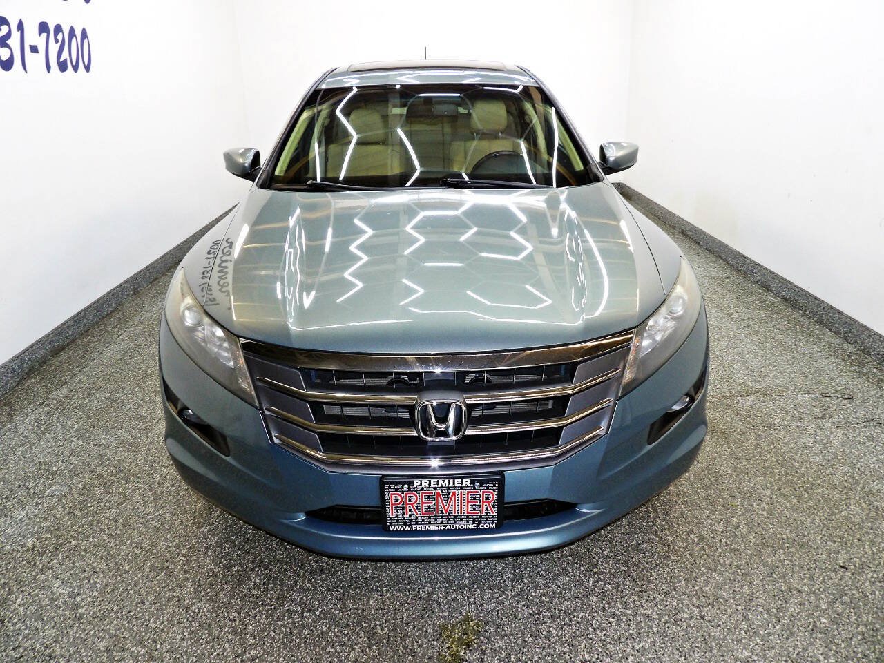 Used 2011 Honda Crosstour EX-L image 2