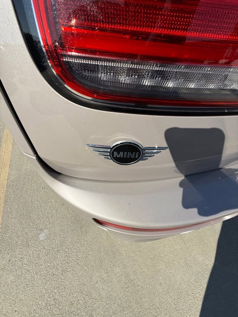 Used 2023 MINI Cooper Clubman S w/ Driver Assistance Package image 11