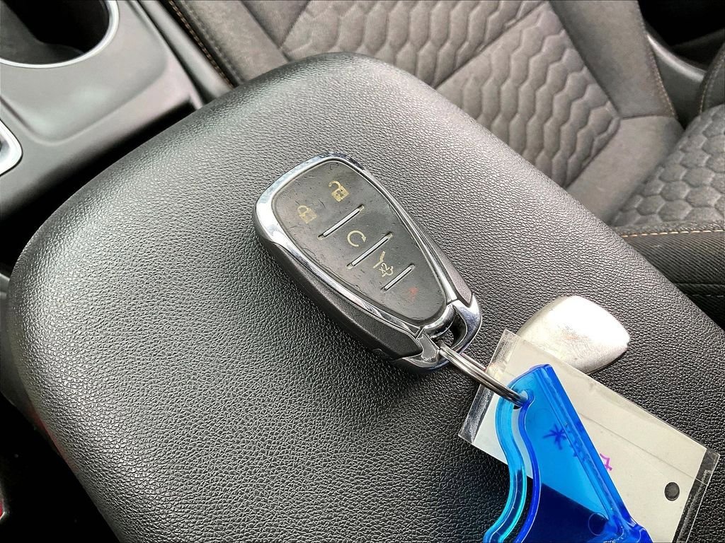 Used 2021 Chevrolet Equinox LT AWD/4WD image 28