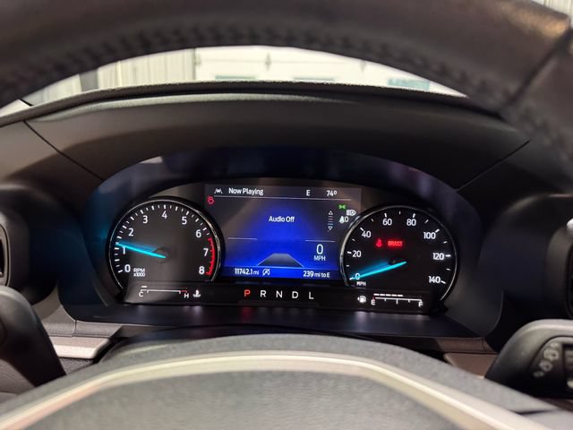 Used 2024 Ford Explorer XLT AWD/4WD image 15