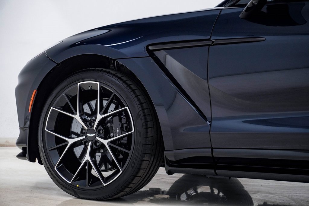 New 2026 Aston Martin DBX 707 image 13