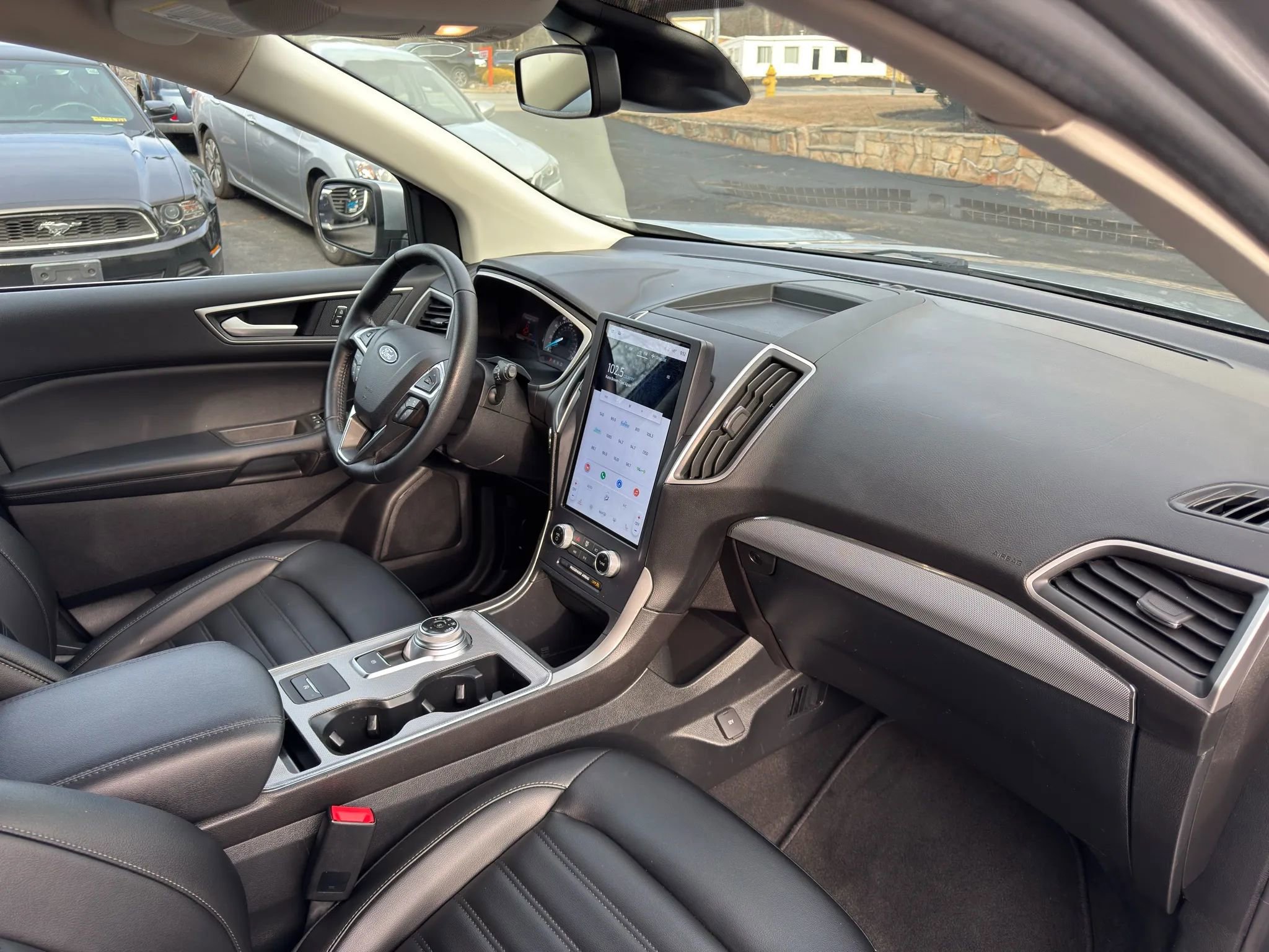 Used 2021 Ford Edge SEL w/ Cargo Accessory Package image 25